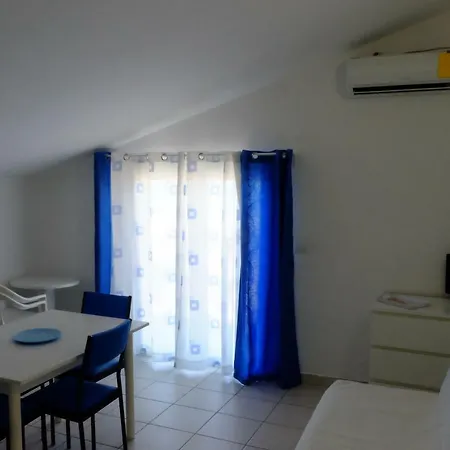 Apartment Il Balcone Sul Mare 6 *